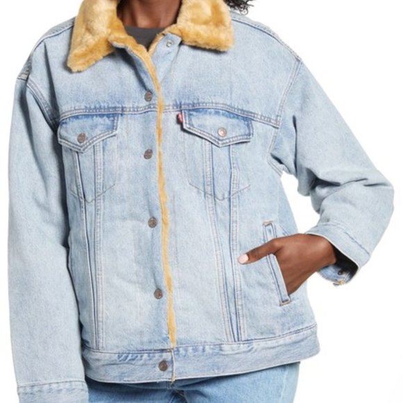 Levi's Oversize Faux Fur & Trucker Denim Jacket - Picture 6 of 6